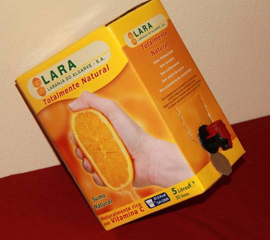 Orangen-Direktsaft ohne Konservierungsstoffe Abgießharn