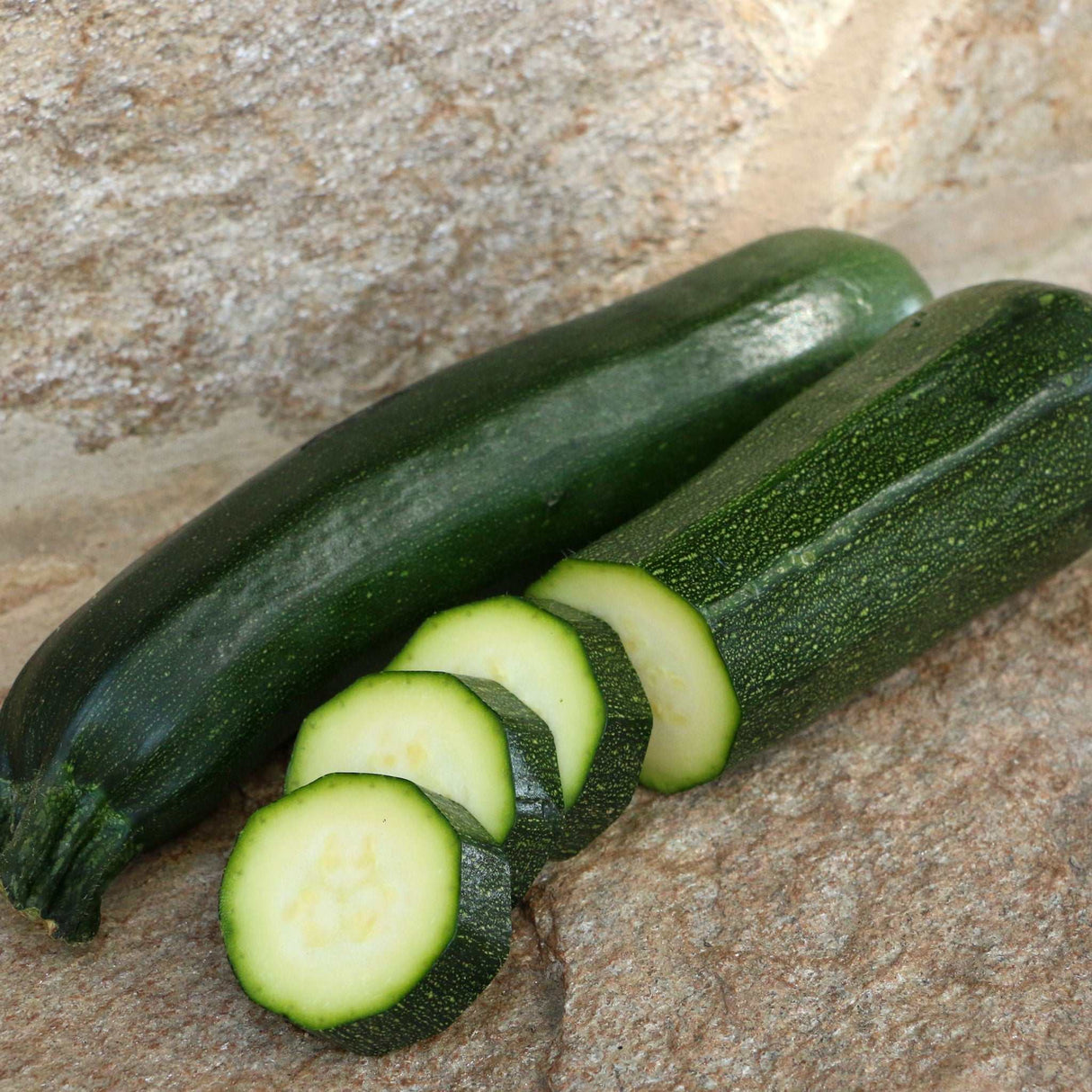 Zucchini geschnitten