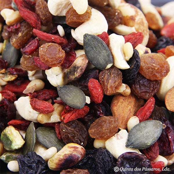Good morning, special nut-fruit mix / Bom dia mix