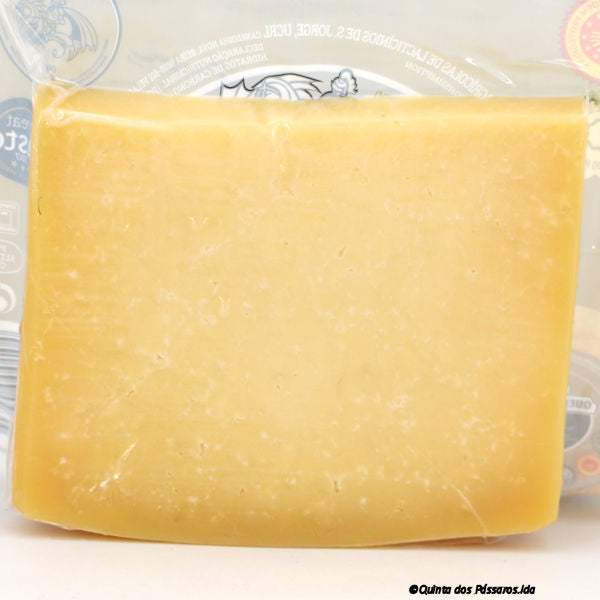 Käse Azoren hinten