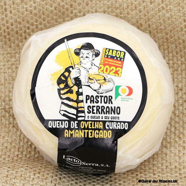 Buttrich-weicher Schafskäse