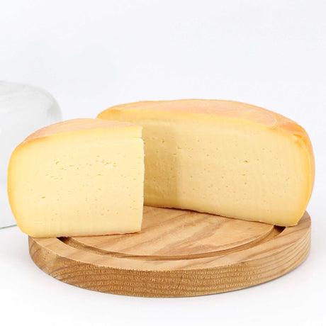 Butter Käse aus Kuhmilch Stück