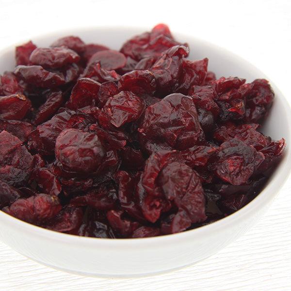 Cranberrys getrocknet mit Ananasdicksaft / Arando seco com calda de ananás