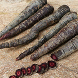 Karotten lila aufgeschnitten