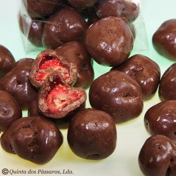 Erdbeeren in Vollmilchschokolade / Morangos em chocolate de leite, 200g