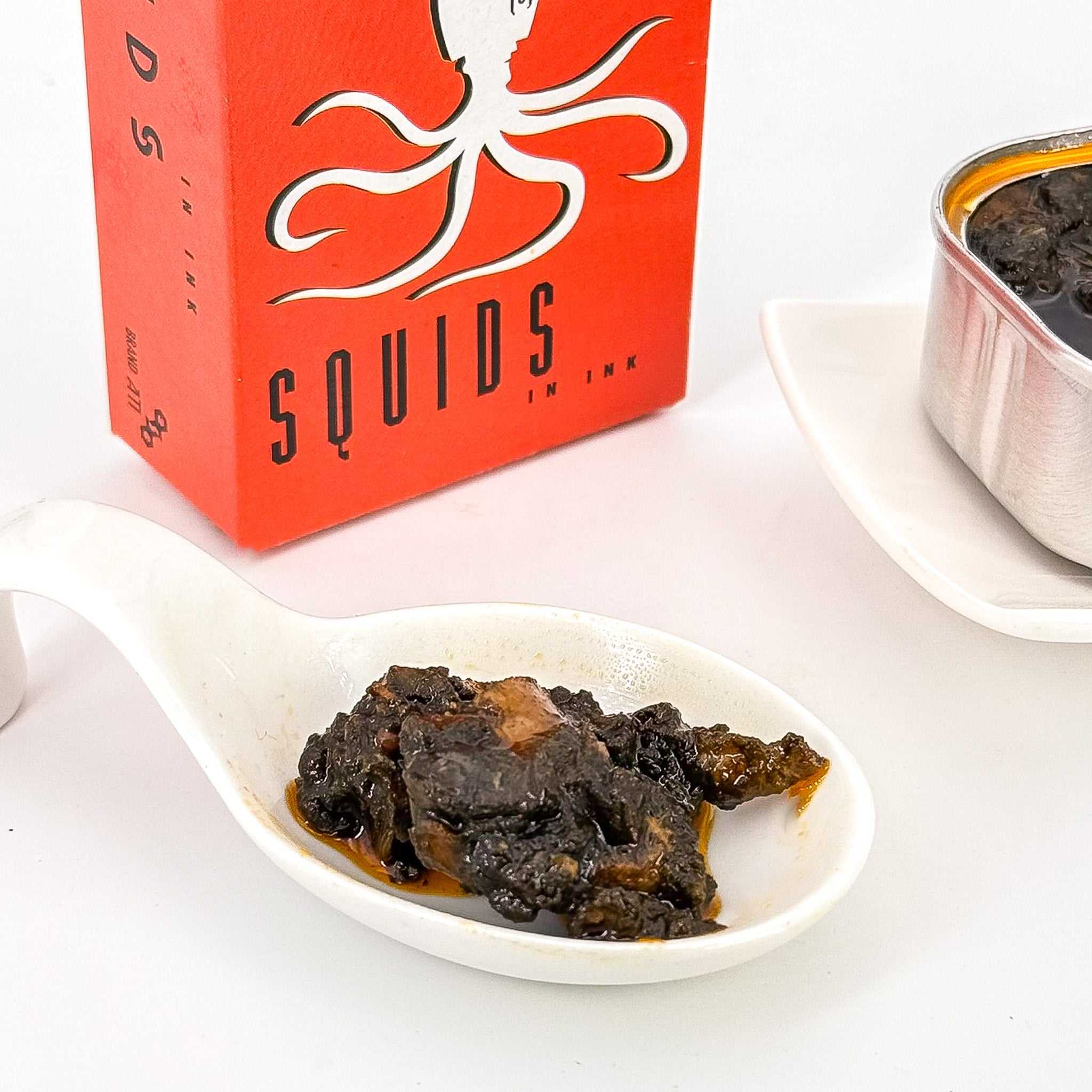 Squid in vegetable oil with ink | ATI MANEL delicacy from Portugal