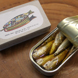 Sardine extra klein in Olivenöl geräuchert Dose offen