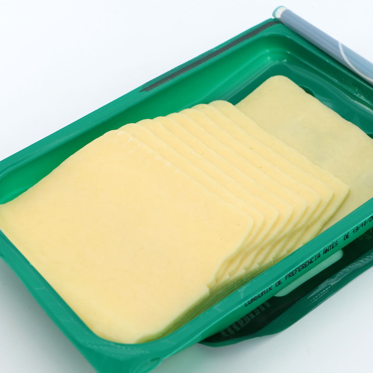 Käse in Scheiben Ilha Branca Azoren Scheiben in Packung