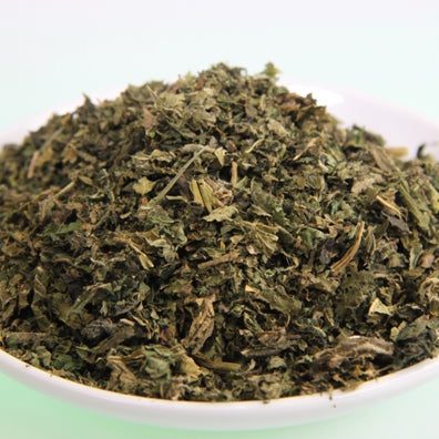 Feuilles d'ortie coupées / Folhas de urtiga, cortadas, 100g