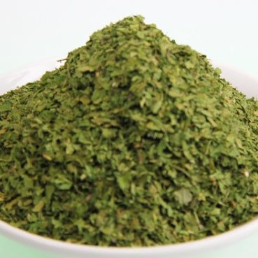 Grated parsley leaves / Folhas de salsa esfregadas, 50g 