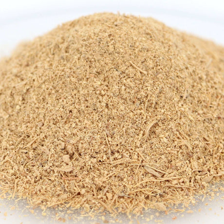 Galgantwurzel gemahlen