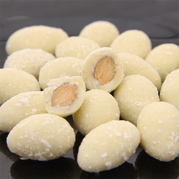 Almond kernels with coconut flakes in white chocolate / Amêndoas com chocolate branco e coco, 200g