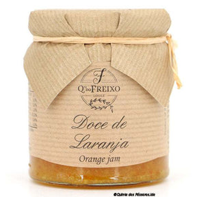 Süße Orangenmarmelade mit Schale