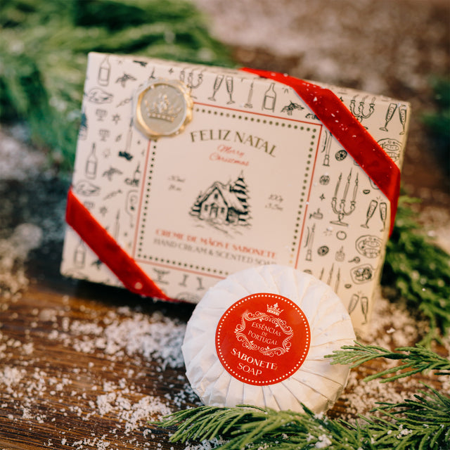 Geschenkset Duftseife + Handcreme Weihnachtszauber Packung