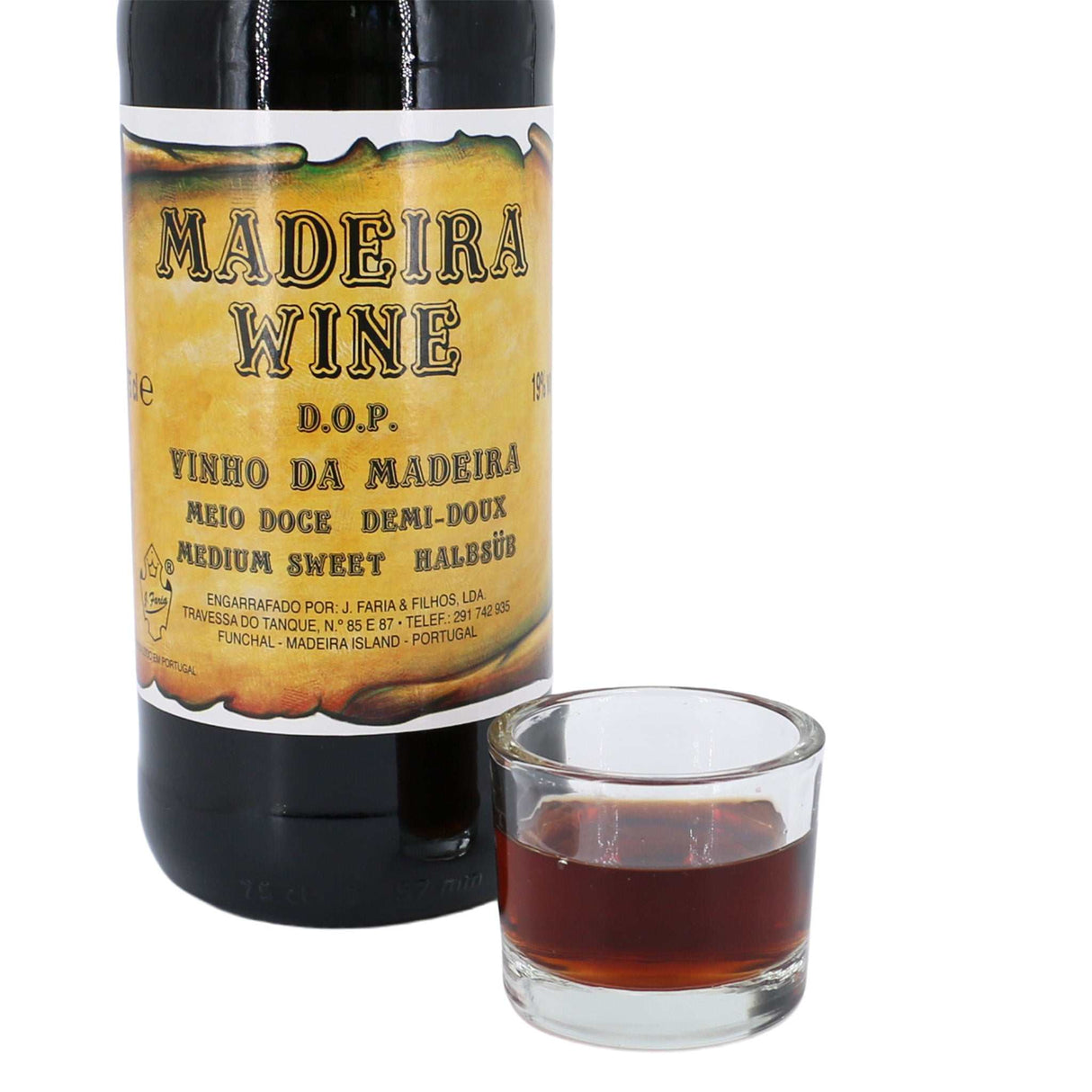 Madeirawein, halbsüß glas